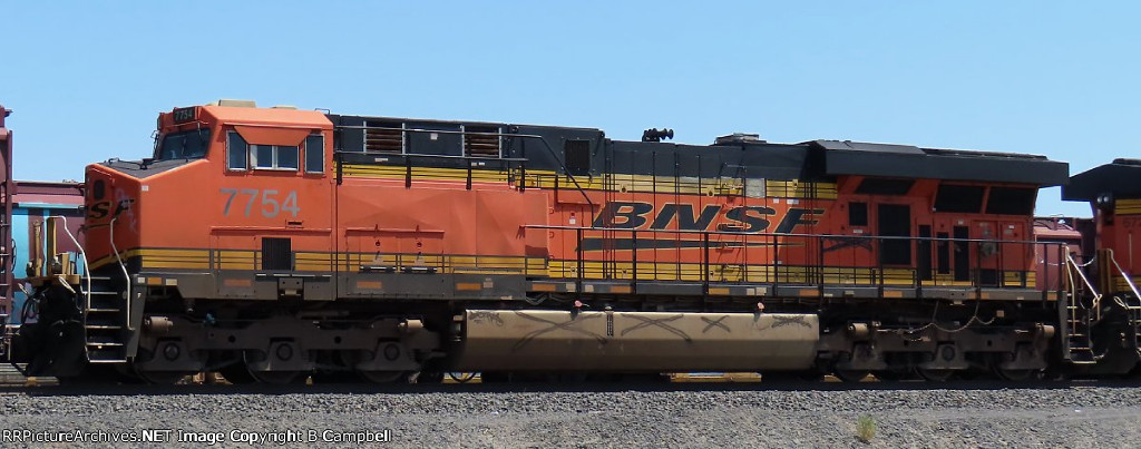 BNSF 7754